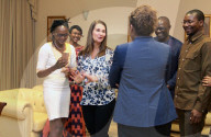 PEOPLE -  Melinda Gates besucht ihre Stiftung in Burkina Faso