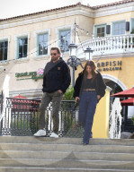 PEOPLE - Sofia Richie und Scott Disick spazieren durch Calabasas