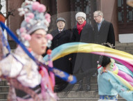 NEWS - Theresa May zu Besuch in China