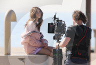 EXKLUSIV - Ganz die Mama: Kaia Gerber beim Fotoshooting für Karl Lagerfeld