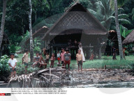 FEATURE - Naturvolk auf Siberut - Mentawi Inseln Indonesien