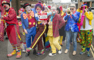 FEATURE - Clown-Gottesdienst: Clowns feiern den Ur-Clown Grimaldi