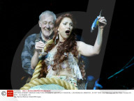 PEOPLE - "Frasier"-Star John Mahoney stirbt im Alter von 77 Jahren