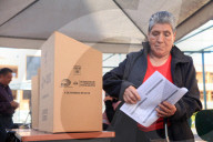 NEWS - Ecuadorianer lehnen unbegrenzte Wiederwahl von Präsidenten ab
