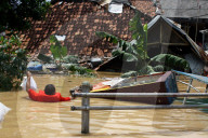 NEWS - Daurregen in Jakarta flutet ganze Städte