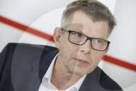 PORTRAIT - Dirks Thorsten 
