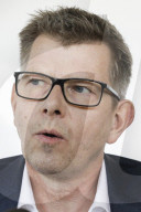 PORTRAIT - Dirks Thorsten 