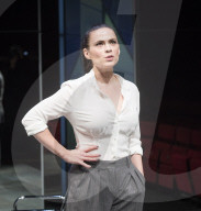 PEOPLE -  'Dry Powder' am Hampstead Theatre