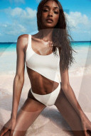 PEOPLE - 13 Topmodels für die 'Swim Team' Kampagne von Solid & Striped