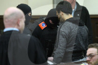 NEWS - Brüssel: Paris-Attentäter Salah Abdeslam steht am zweiten Verhandlungstag vor Gericht