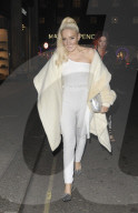 PEOPLE - Promis feiern an der Style Party in London