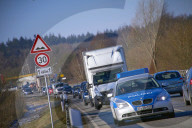NEWS - Deutschland: Ostsee Autobahn A20 stürzt ab