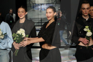 PEOPLE - New York Fashion Week: Gigi und Bella Hadid für Prabal Gurung auf dem Catwalk