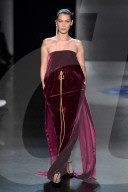 PEOPLE - New York Fashion Week: Gigi und Bella Hadid für Prabal Gurung auf dem Catwalk