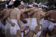 FEATURE - Pix of the Day: Bilder des Tages