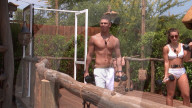 FEATURE - Geschlechter-Kampf in der Wildnis verspricht die TV-Show Survival of the Fittest