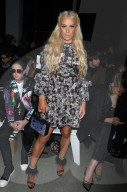 PEOPLE - New York Fashion Week: Promis bei Anna Sui 