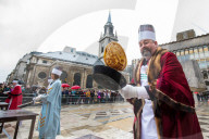FEATURE -  Pancake Rennen in Grossbritannien