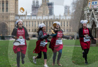 FEATURE -  Pancake Rennen in Grossbritannien