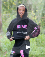 EXKLUSIV - Energiebündel: Jaden Smith albert mit einem Kumpel herum