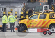 NEWS - Ein Toter bei Kollision auf Londoner Flughafen Heathrow 