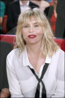 PORTRAIT - Emmanuelle Seigner 