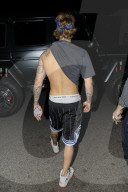 PEOPLE - Justin Bieber verlässt das Gym halbnackt