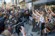 NEWS - PETA Flash Mob zum Auftakt der London Fashion Week