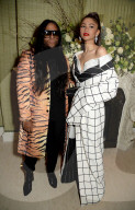 PEOPLE - Bafta: Promis posieren an der Vogue Tiffany Party