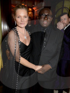 PEOPLE - Bafta: Promis posieren an der Vogue Tiffany Party