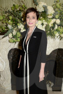 PEOPLE - Bafta: Promis posieren an der Vogue Tiffany Party