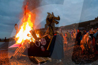 FEATURE - Pix of the Day: Bilder des Tages