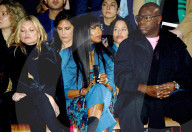 PEOPLE - London Fashion Week: Kate Moss und Naomi Campbell bei Burberry  