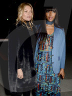 PEOPLE - London Fashion Week: Kate Moss und Naomi Campbell bei Burberry  
