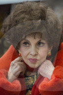 PEOPLE - Gina Lollobrigida zu Besuch bei 'Salvamamme' in Rom