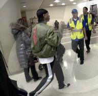 EXKLUSIV - Tyga bei der Sicherheitskontrolle am Flughafen von LA