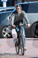 EXKLUSIV - Patrick Dempsey fährt in seinem Porsche Cabrio zum Lunch in Santa Monica