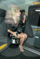 PEOPLE -  Brit Awards: Promis feiern an den After-Parties