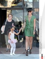 PEOPLE - Johnny Hallyday mit Laeticia und Elyette Boudou
