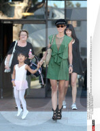PEOPLE - Johnny Hallyday mit Laeticia und Elyette Boudou
