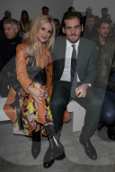 PEOPLE - Mailand Fashionweek: Michelle Hunziker mit Tomaso und weiteren Promis bei Trussardi