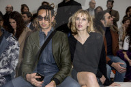 PEOPLE - Mailand Fashionweek: Michelle Hunziker mit Tomaso und weiteren Promis bei Trussardi