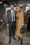 PEOPLE - Mailand Fashionweek: Michelle Hunziker mit Tomaso und weiteren Promis bei Trussardi