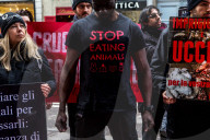 NEWS - Mailand Fashion Week: Anti Pelz Proteste