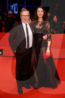 PEOPLE - Berlinale: Promis an der Abschlussgala