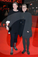 PEOPLE - Berlinale: Promis an der Abschlussgala