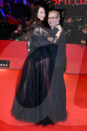 PEOPLE - Berlinale: Promis an der Abschlussgala