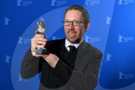PEOPLE - Berlinale: Promis posieren an der Abschlussgala