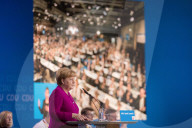 NEWS - Angela Merkel am 30. Parteitag der CDU Deutschlands in Berlin