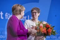 NEWS - Angela Merkel am 30. Parteitag der CDU